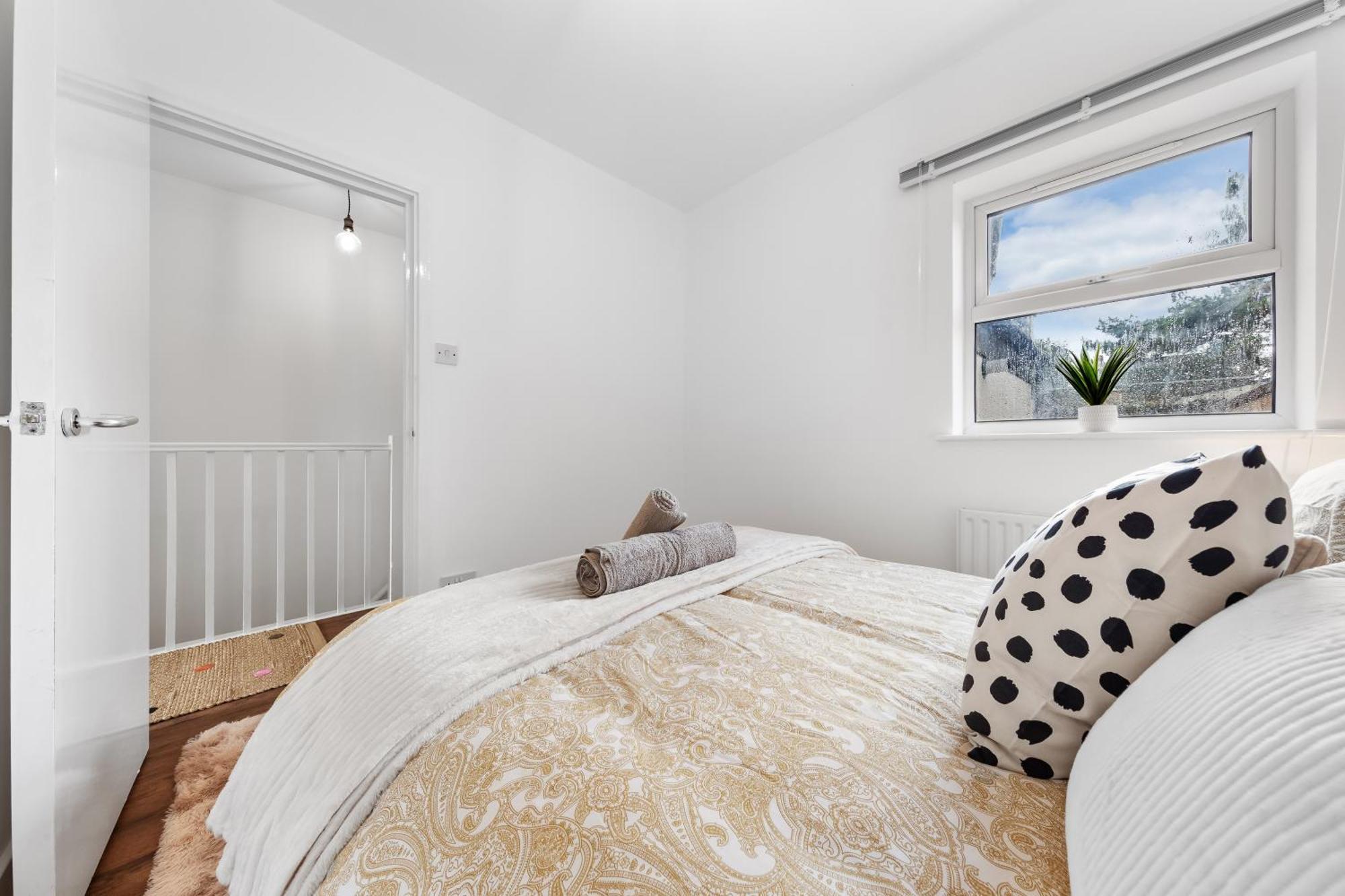 Appartamento Modern 2Br Near Tower Bridge Londra Esterno foto